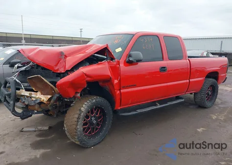 2004 Chevrolet Silverado 1500 Work Truck from USA, damaged, VIN 1GCEK19T14E148377